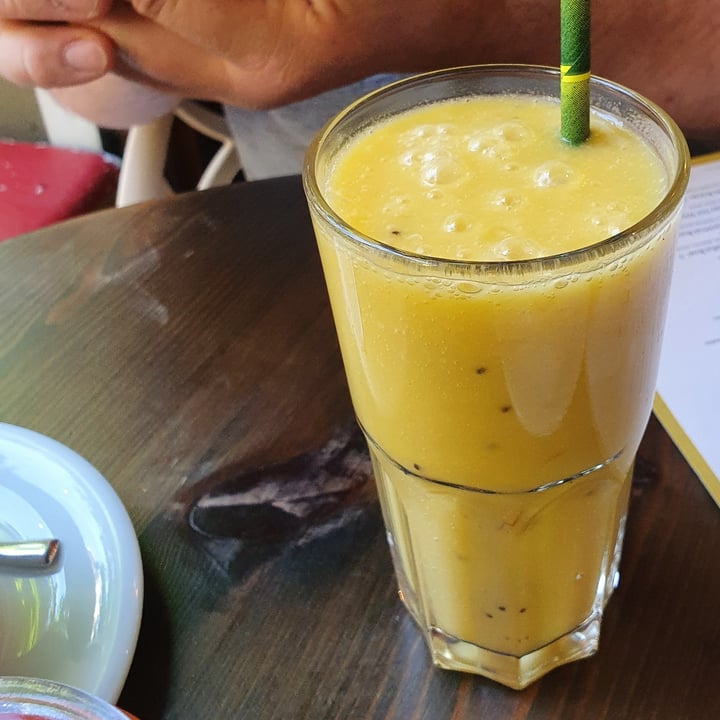 photo of Equilibrium Cafè Brvnch&Coffee Tropical Breeze shared by @kirsten123 on  12 Jun 2022 - review