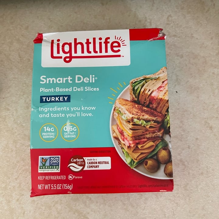 photo of Lightlife Smart Deli Turkey Slices shared by @ravenmychelle on  15 Sep 2022 - review