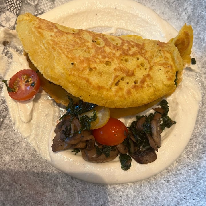 photo of Bounty Beets Vegan Chickpeas Omelette shared by @rebekahbennett on  18 Sep 2022 - review