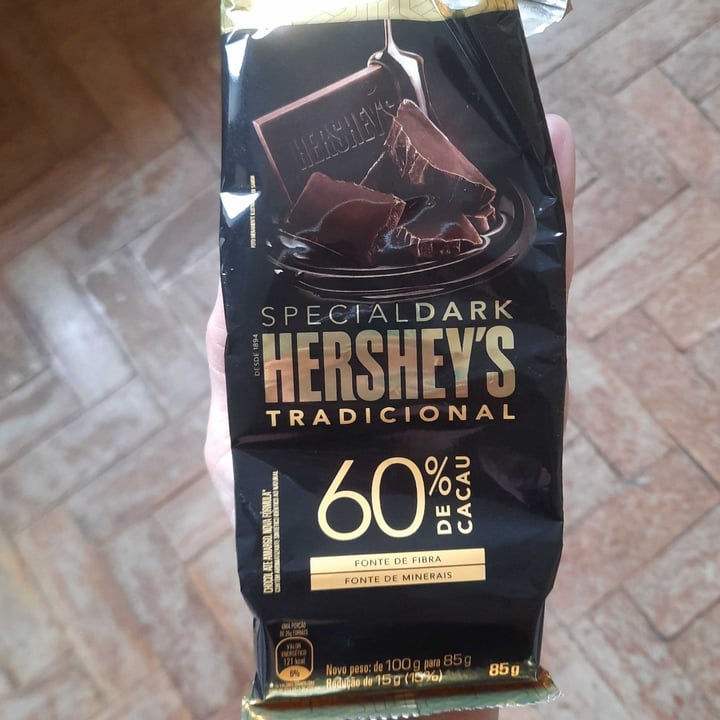 photo of Hershey's Aerado Chocolate 60% shared by @ericagalvao82 on  14 Jan 2022 - review