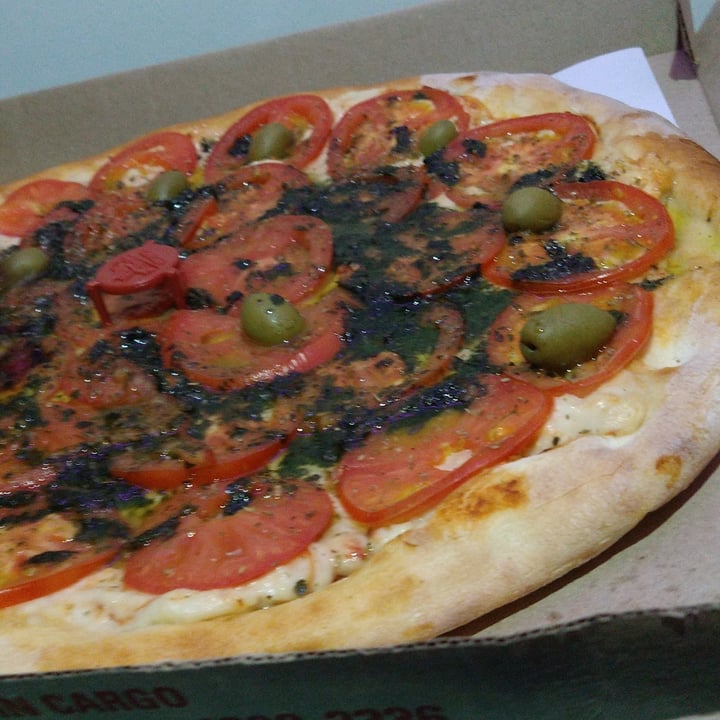 photo of Blondie Pizza vegana napolitana shared by @xcuasidelictualx on  26 Dec 2020 - review