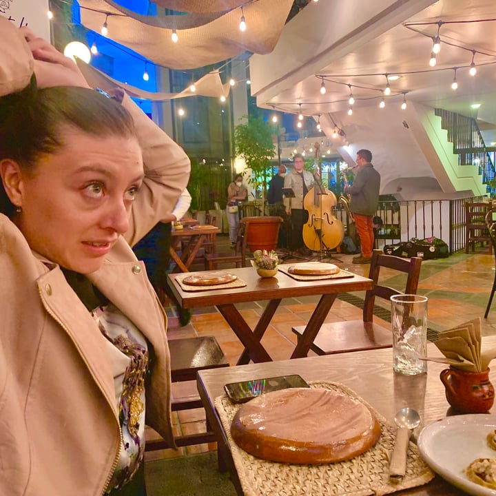 review photo of Na Tlali Cemita poblana shared by @benroy on 26 Jun 2021 - review