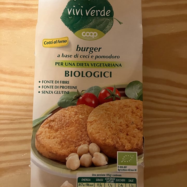 photo of Vivi Verde Coop Burger bio a base di ceci e pomodoro shared by @flocoello on  04 Nov 2022 - review