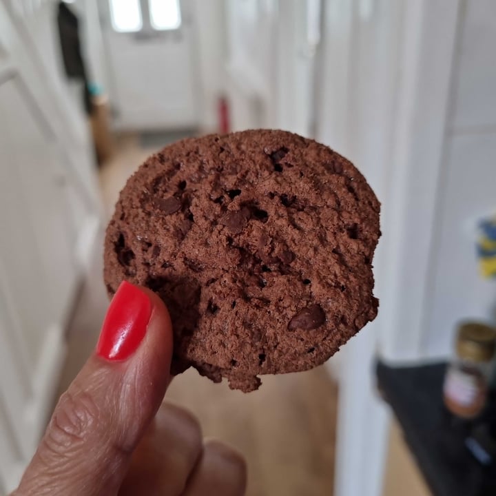 photo of Sweet F.A Sweet F.A chocolate chip cookies shared by @raffavegme on  01 Oct 2022 - review