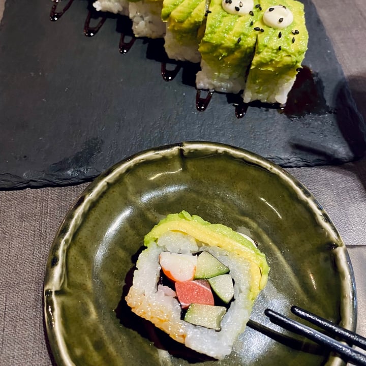 photo of Herbivore Avocado Roll Maki shared by @domna on  23 Jul 2021 - review