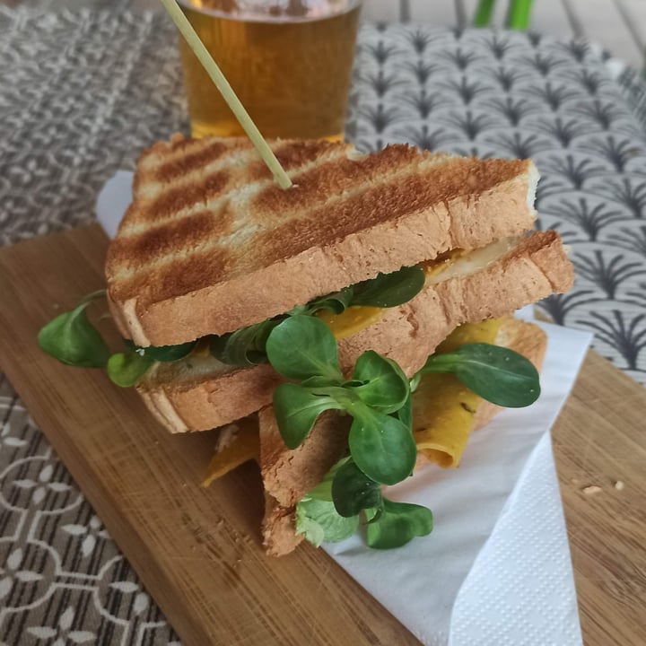 photo of River Oglio bike bar Maxi Toast shared by @paolaohpaola on  07 Mar 2022 - review