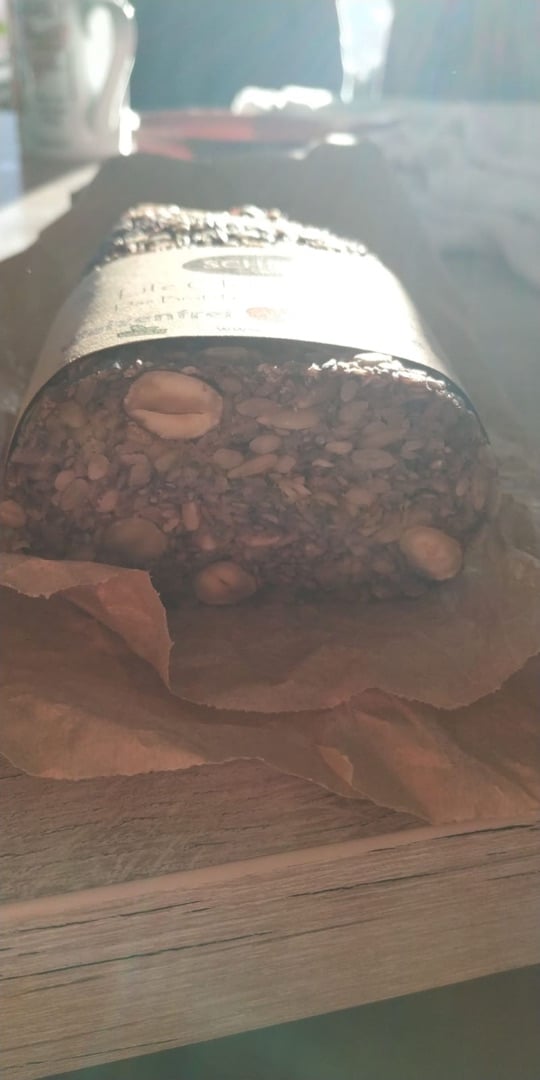 review photo of SCHNELL Bäckerei Konditorei & Café Life Changing Bread shared by @inhale3xhale on 30 Mar 2020 - review