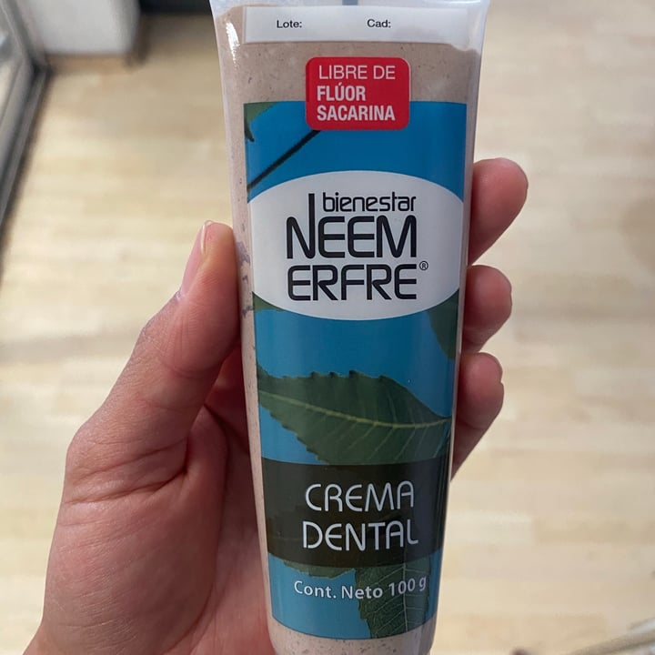 photo of Bienestar Neem Erfre Crema Dental shared by @yenitzia on  20 Jul 2021 - review