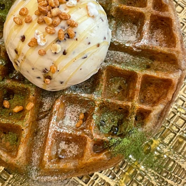 菜肴“Dairy Free Waffle”的照片