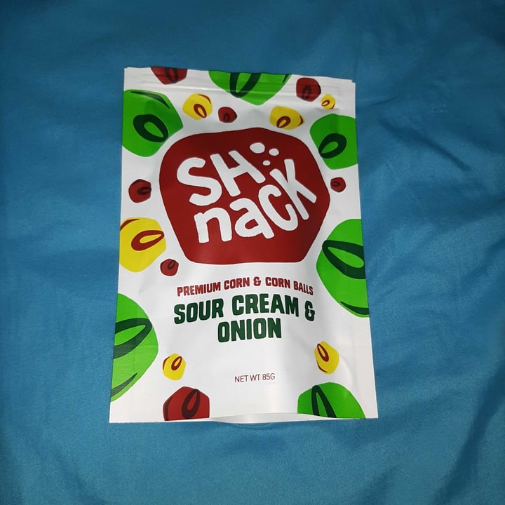 photo of Shnack Premium Corn & Corn Balls Sour Cream & Onion shared by @rrhhorh on  26 Dec 2021 - review