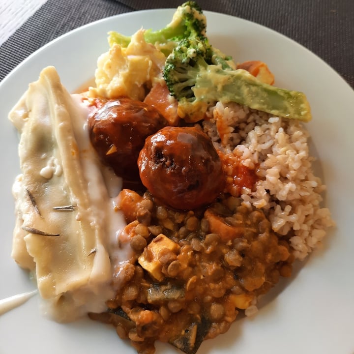photo of Jardim Das Cerejas Restaurante Vegetariano Lda Buffet shared by @ilenia on  26 Jul 2021 - review