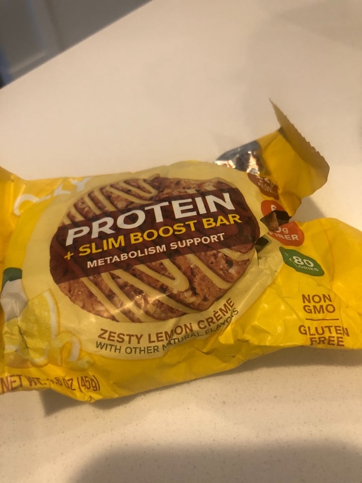 photo of Olly Protein + Slim Boost Bar Zesty Lemmon Crème shared by @tatianamgriffin on  06 Apr 2020 - review