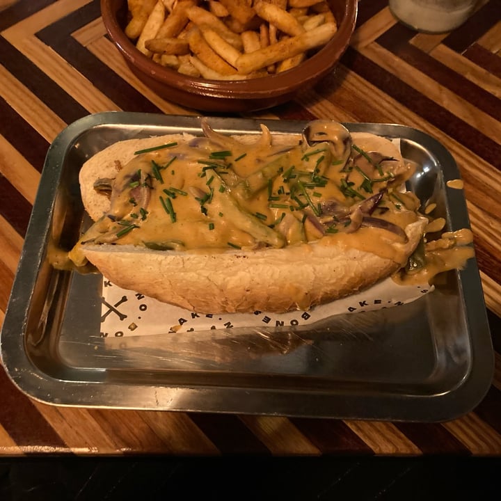 photo of Make No Bones Philly Cheese shared by @verypotato on  14 Dec 2021 - review