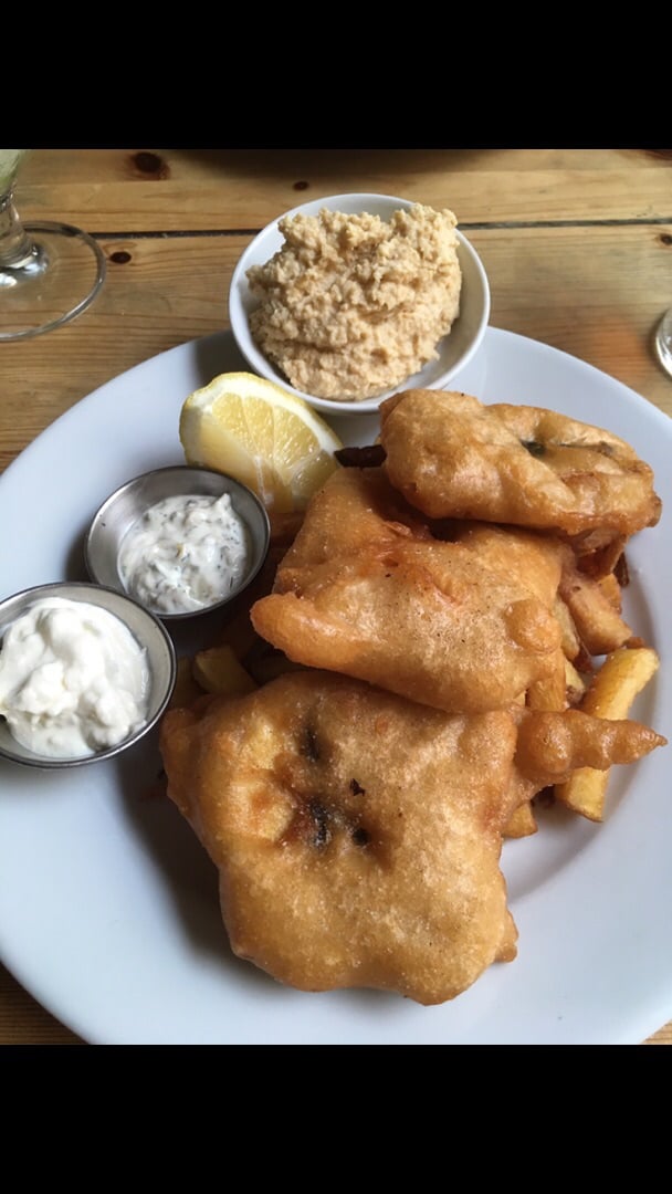 photo of Mono Tofish and chips shared by @theratspyjamas on  11 Mar 2019 - review