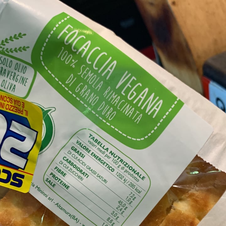 photo of  Esselunga Focaccia vegana di semola. Esselunga shared by @lavic on  26 Aug 2022 - review