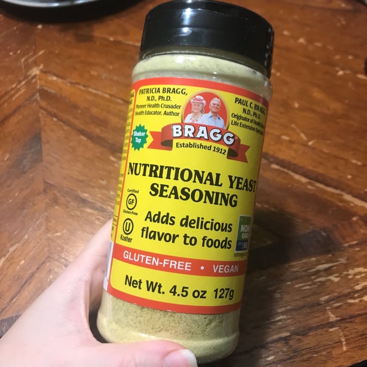 photo of Bragg Nutritional yeast shared by @banthafodder on  28 Dec 2020 - review