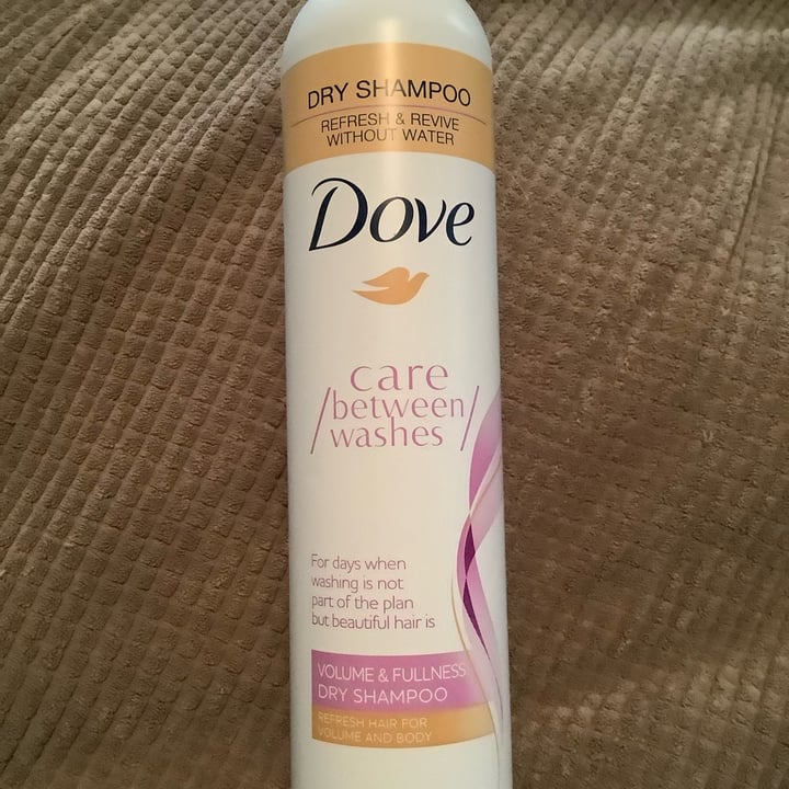photo of Dove Volume & Fullness Dry Shampoo shared by @louies-maumau on  13 May 2022 - review