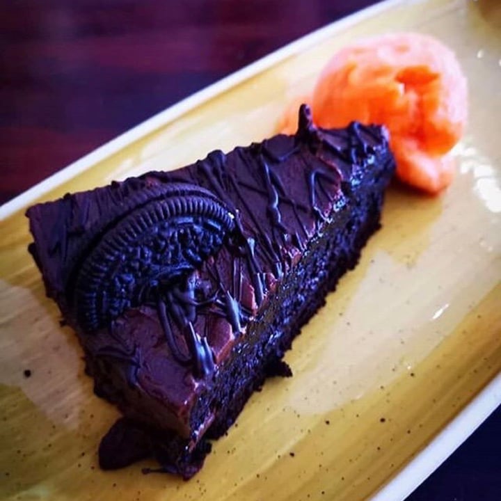 photo of Nina's Real Food Chocolate Cake Slice shared by @veganinafrica on  02 Jun 2020 - review