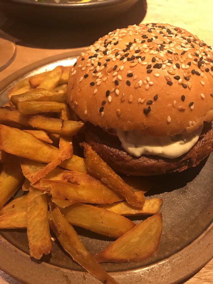 photo of Sacro Hamburguesa Vegana shared by @romitutu on  19 Dec 2019 - review