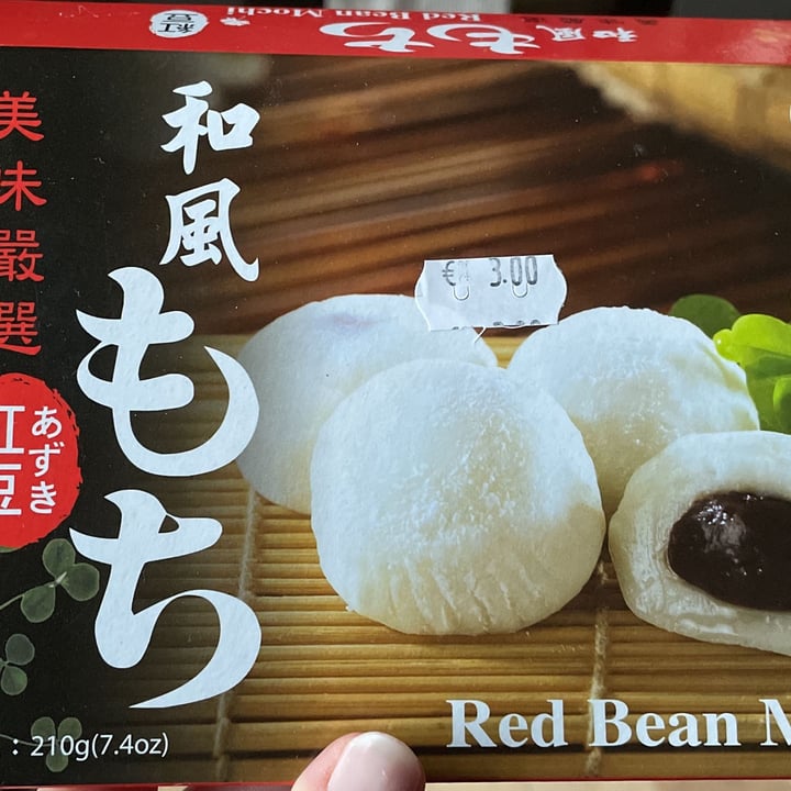review photo of royal family food co mochi shared by @camic on 01 Nov 2022 - review