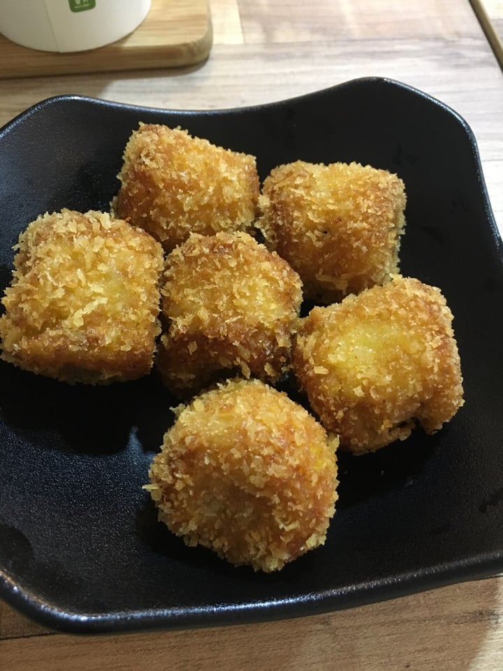 photo of nomVnom Bistro Banana Fritters shared by @cel on  01 May 2019 - review