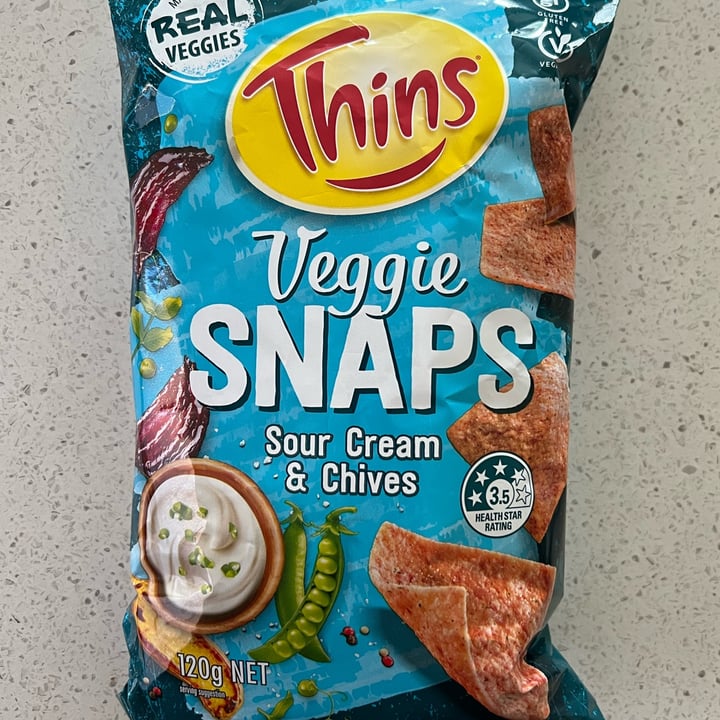 photo of Thins Veggie Snaps sour cream & chives shared by @jess-m-wright on  12 Mar 2022 - review