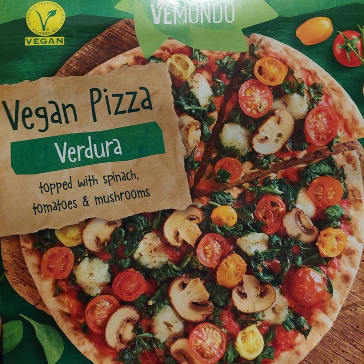 photo of Vemondo  Vegan pizza  garden vegetable shared by @michelam on  25 Nov 2022 - review