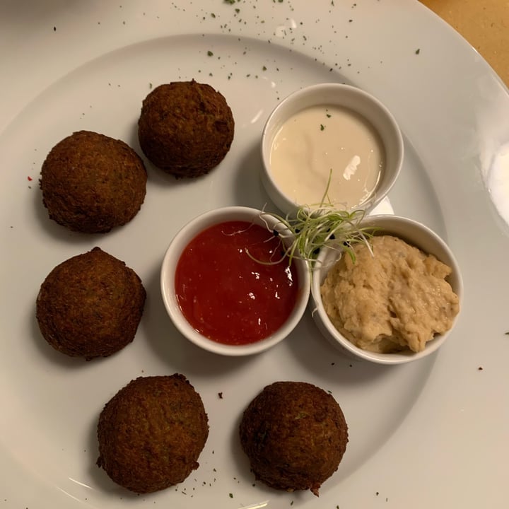 photo of Ristorante Giallozucca falafel shared by @lauraaa3 on  07 Dec 2021 - review