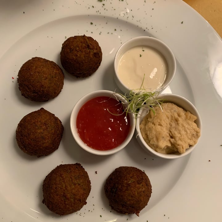 review photo of Ristorante Giallozucca falafel shared by @lauraaa3 on 07 Dec 2021 - review