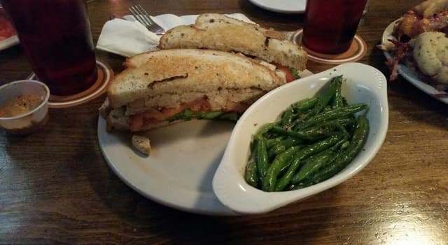 Photo du plat “Vegan Chicken Salad Sandwich”