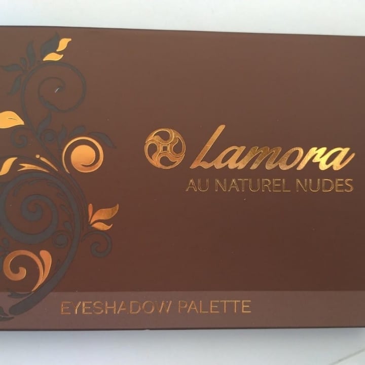 photo of Lamora Lamora - palette ombretti shared by @lauralig on  01 Nov 2022 - review