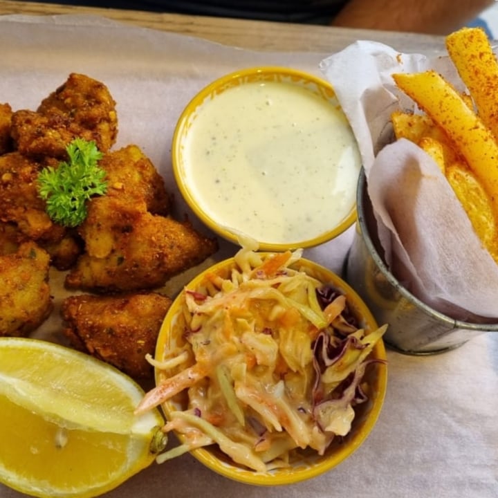 review photo of The Vegan Chef Umhlanga Crispy Battered Vish, Chips and Slaw shared by @nadias on 18 Aug 2022 - review