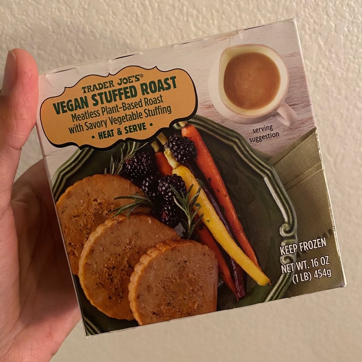 photo of Trader Joe's Vegan Stuffed Roast shared by @abadgevegan on  05 Feb 2022 - review