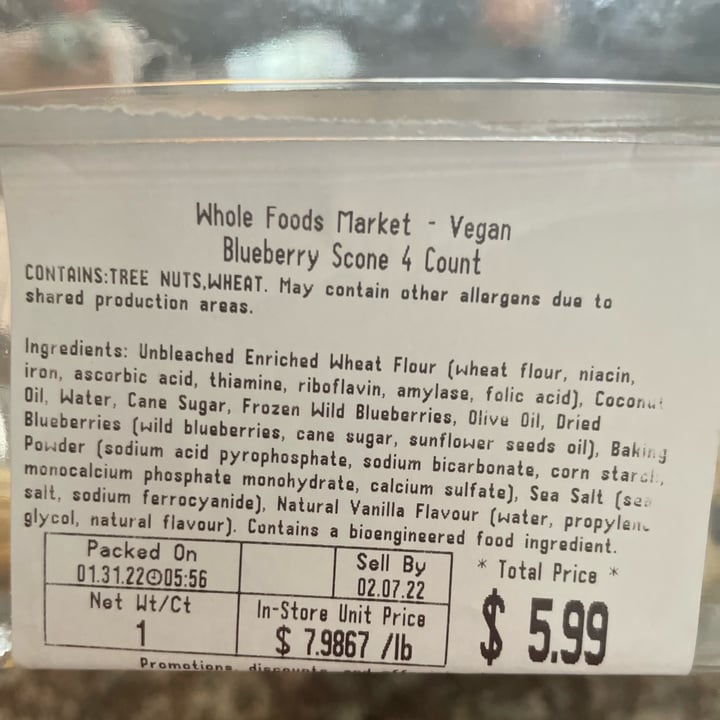 photo of Whole Foods Market Vegan Blueberry Scone shared by @aubrey4theanimals on  31 Jan 2022 - review