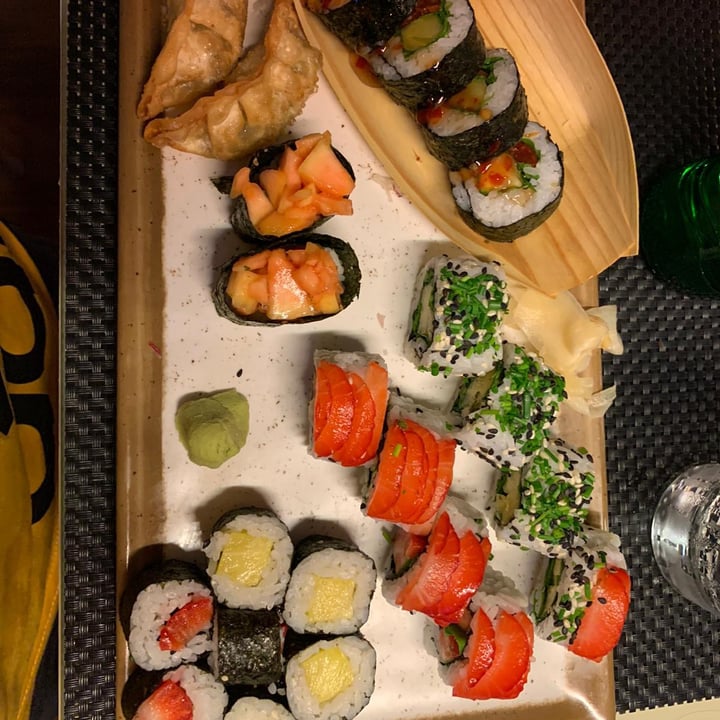 review photo of Sushimari Sushi Free Style shared by @giovana on 14 Aug 2020 - review