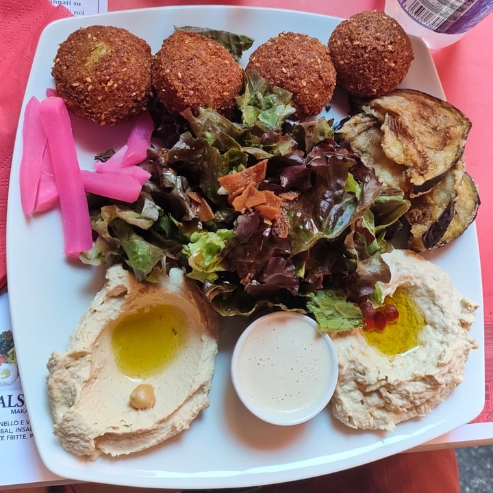 photo of Beirut Snack Piatto falafel shared by @irene80 on  06 Aug 2022 - review