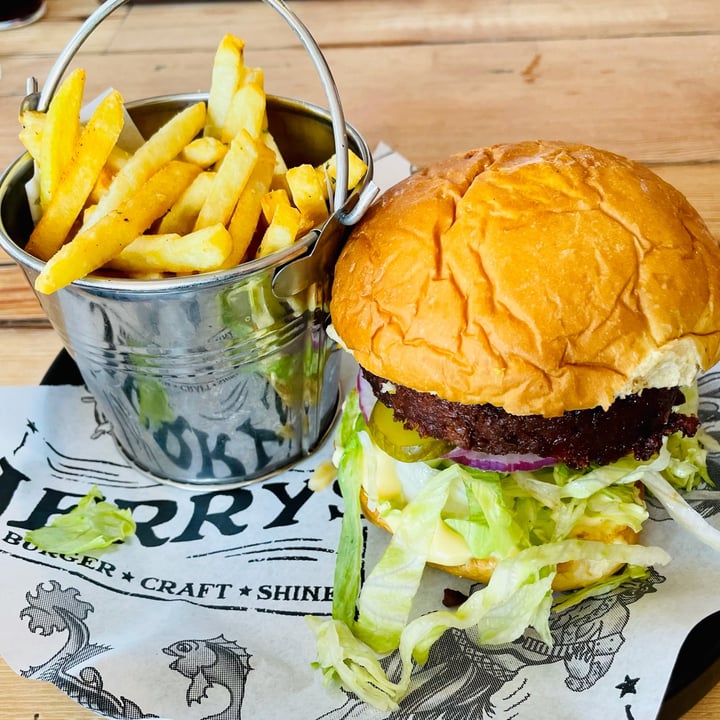 review photo of Jerry's Burger Bar Blouberg Holy (Not) Cow Burger shared by @rozanne on 19 Dec 2021 - review