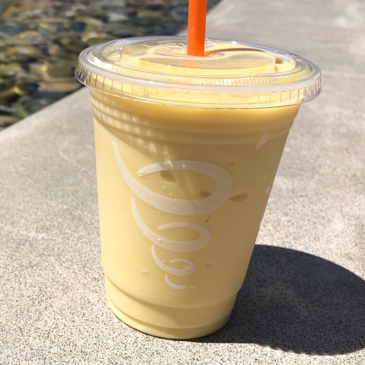 photo of Jamba Juice Smooth Talkin’ Mango shared by @theveganblob on  27 Jun 2021 - review