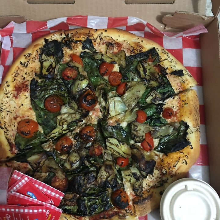 review photo of Ixteriolo's Pizza deluxe shared by @coralgzz on 13 Oct 2021 - review