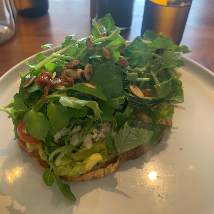 photo of Secret Spot Canggu Mashed Avocado Tostie shared by @goldiewanders on  10 May 2021 - review