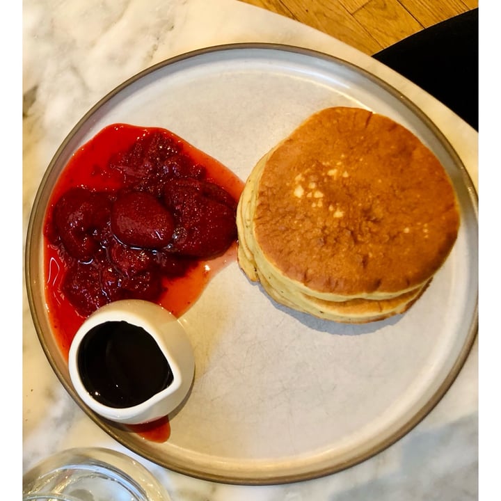 photo of plants by de Vanilla Pancakes with Strawberries shared by @dalycasa on  27 Nov 2022 - review