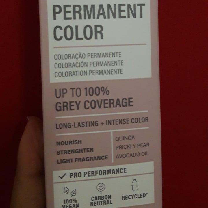 photo of Andreia professional Permanent Color shared by @resoumol1972 on  11 Nov 2022 - review