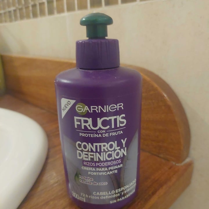 review photo of Garnier Acondicionador control y definición shared by @anitacappe on 12 Sep 2022 - review