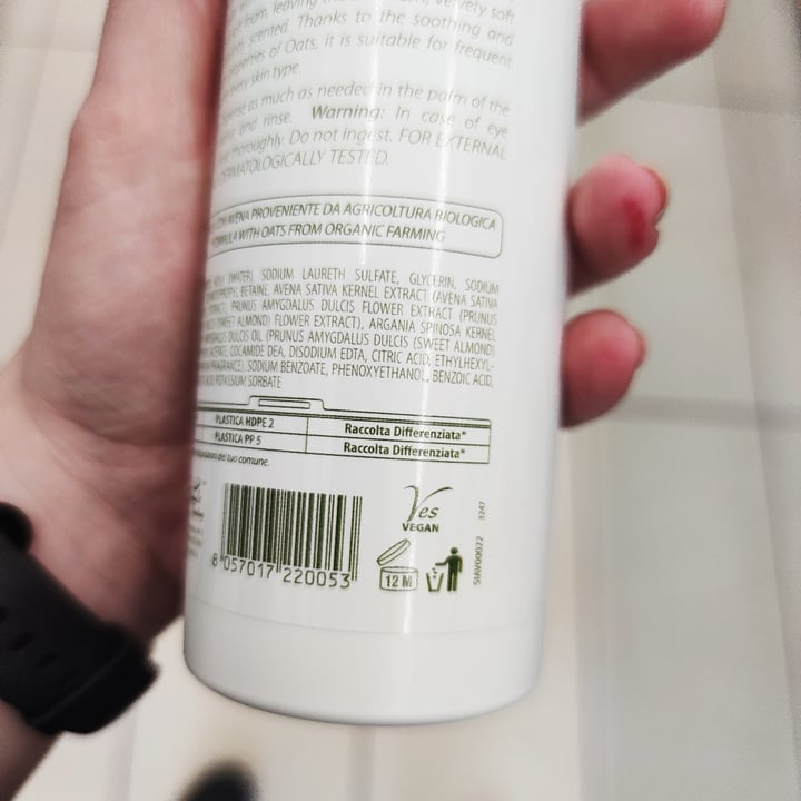 photo of Avenil bagnodoccia shower gel shared by @thenortherngirl on  14 Jun 2022 - review