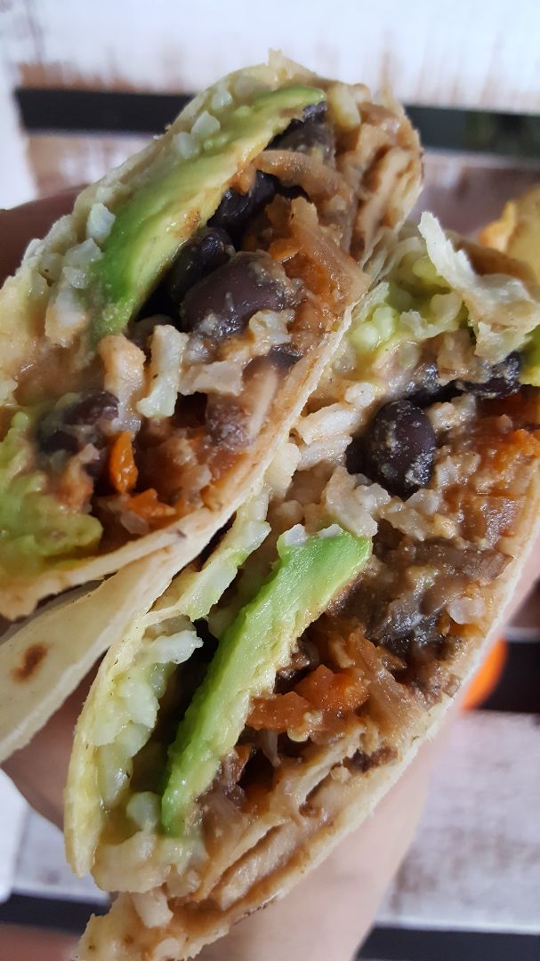 photo of HAMABE Burrito Marlin Free shared by @cristiannavarro on  24 Dec 2019 - review