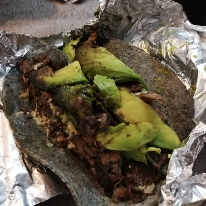 review photo of La Garnacha Azul Quesadilla Azul Estilo MX shared by @karenmf95 on 01 Aug 2020 - review