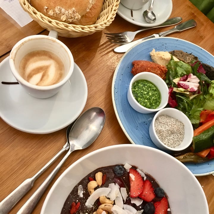 review photo of Unser Café Vegan Breakfast shared by @hannahknnr on 04 Aug 2020 - review
