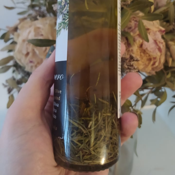 photo of Olis Sole Aceite De Oliva Con Romero shared by @anele1701 on  16 Mar 2022 - review
