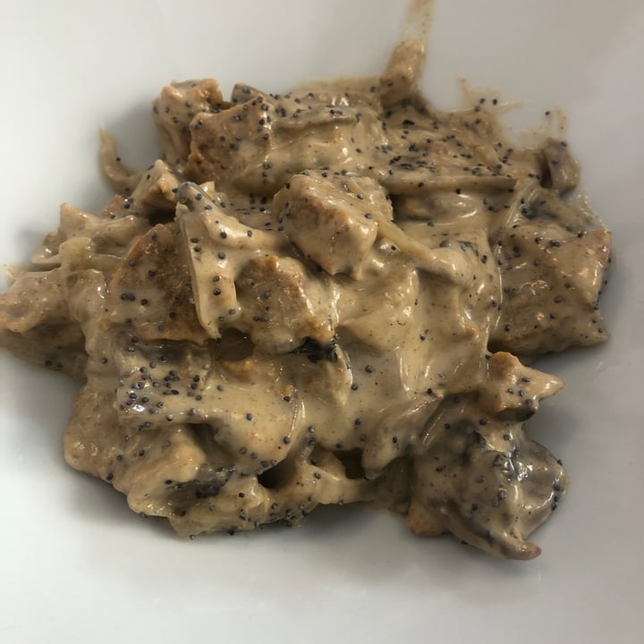 photo of La Mandrágora Seitan Con Veganesa E Funghi shared by @gigiotta123 on  17 Jun 2022 - review