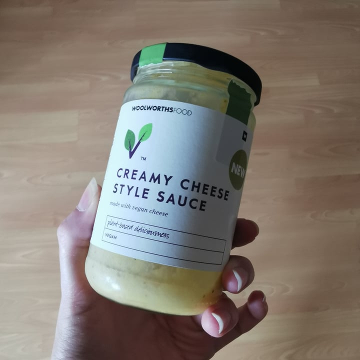 photo of Woolworths Cheese Style Sauce shared by @biancaleejardim on  13 Feb 2021 - review
